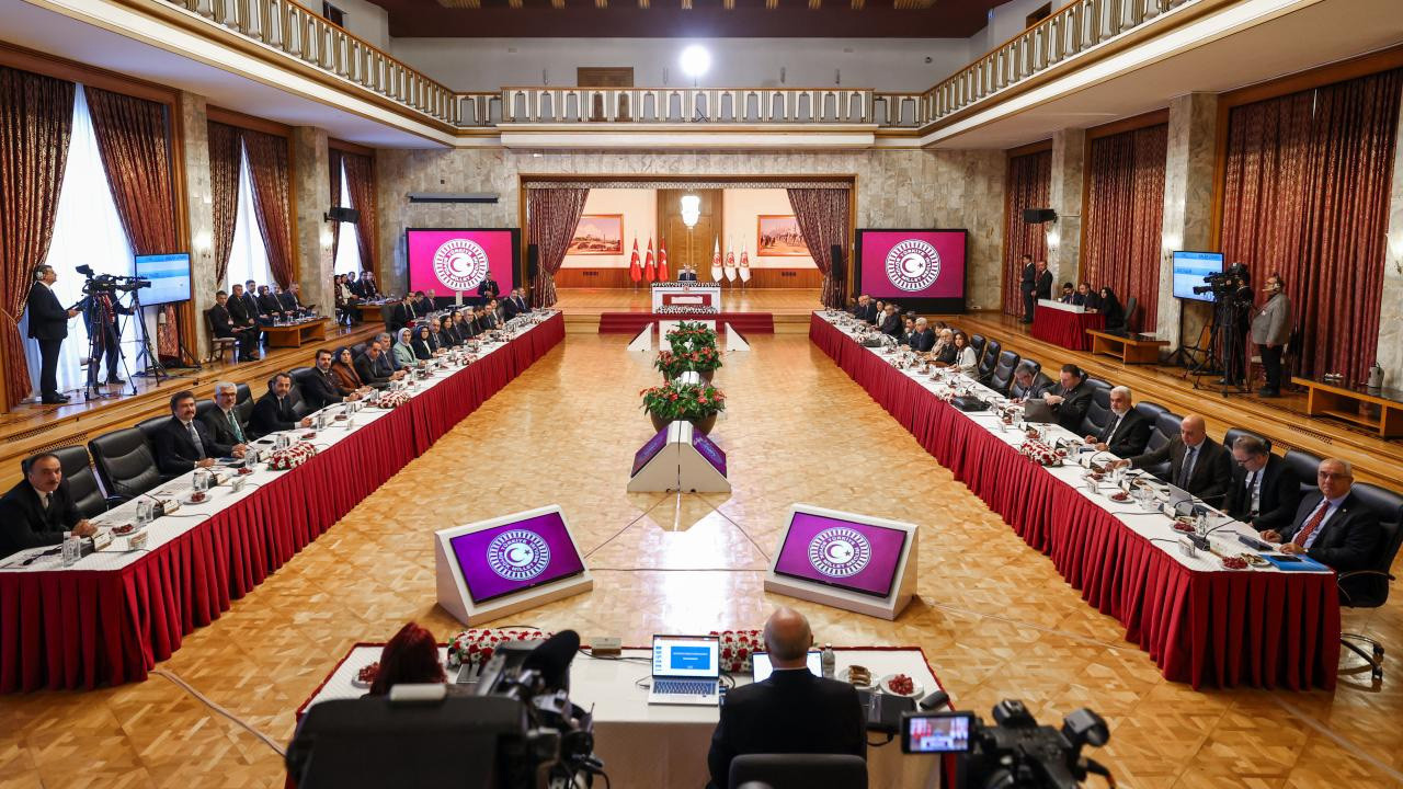 "Terösüz Türkiye" komisyonunun çalışma süresi 2 ay uzatıldı