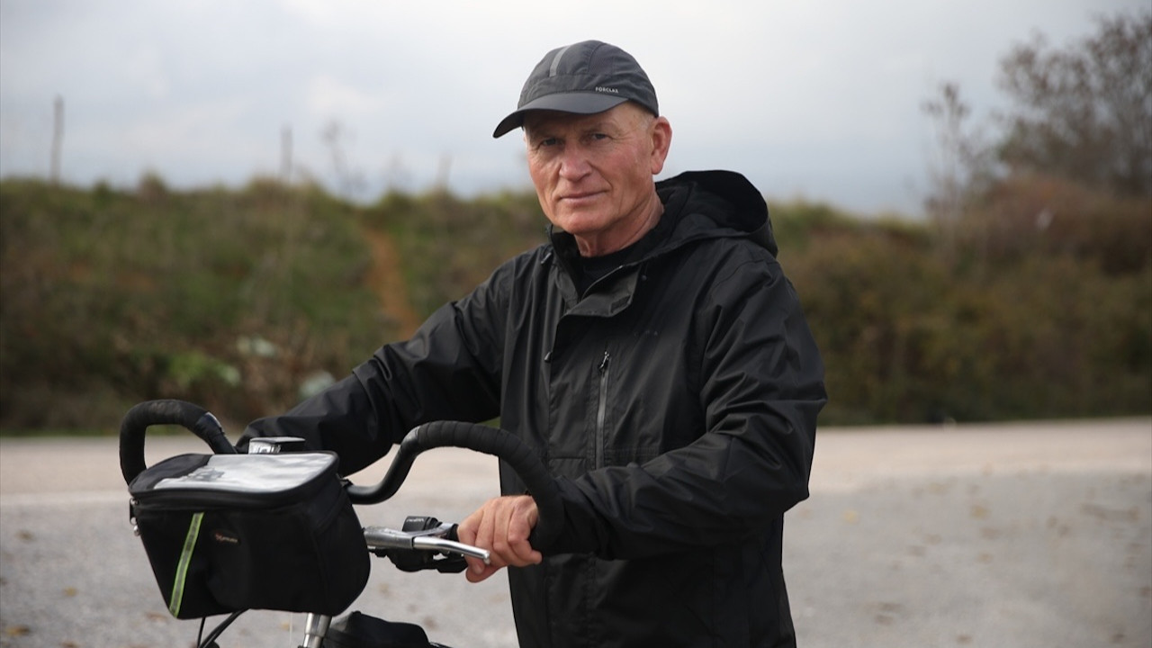 Kutsal topraklara sıra dışı ziyaret! Bisikletiyle 3 bin 450 km yol aldı