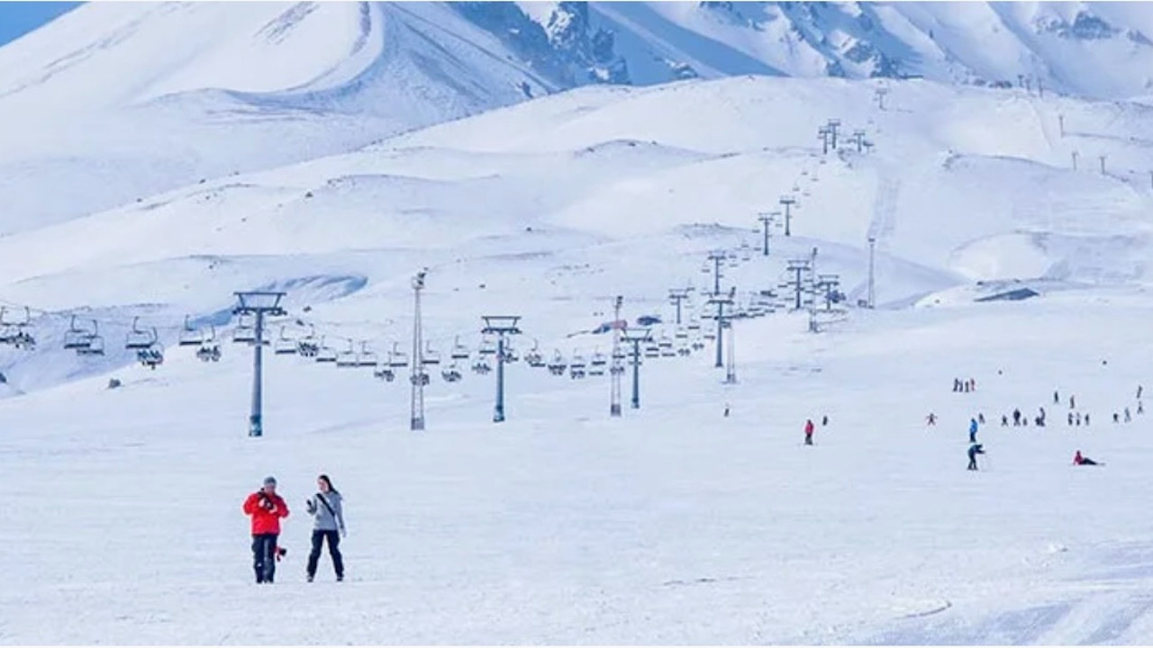 Yılbaşında tatilciler Erciyes'i seçti! Otellerde doluluk oranı yüzde 90'ı aştı