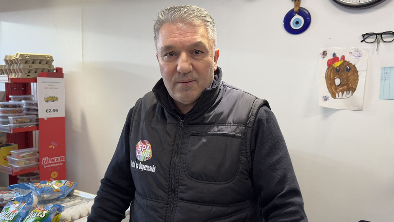 Hollanda'da Türk esnaf gündem oldu! Marketine giren silahlı soyguncuya bakın ne yaptı