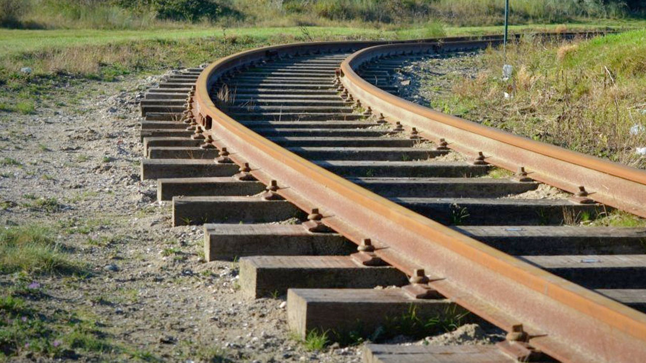 Meksika'da yolcu treni raydan çıktı: 13 kişi öldü, 98 kişi yaralandı