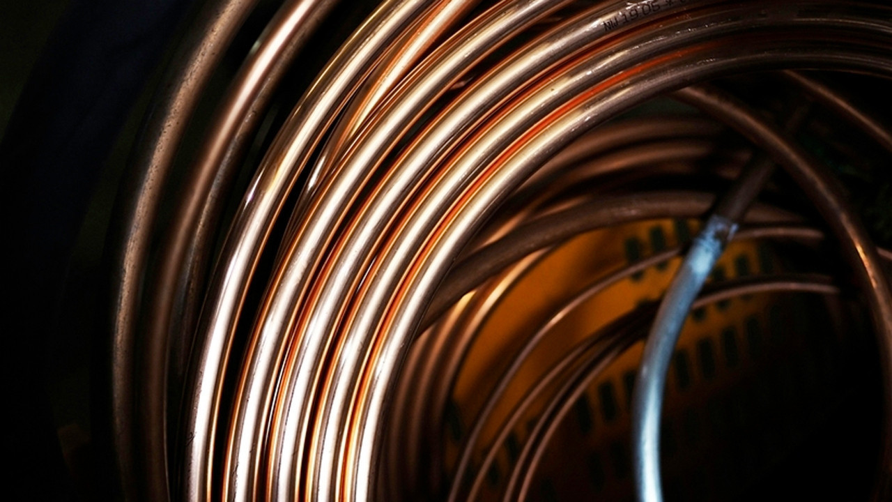 Bakır fiyatları arz yetersizliği endişeleriyle Londra'da rekor seviyeye yükseldi