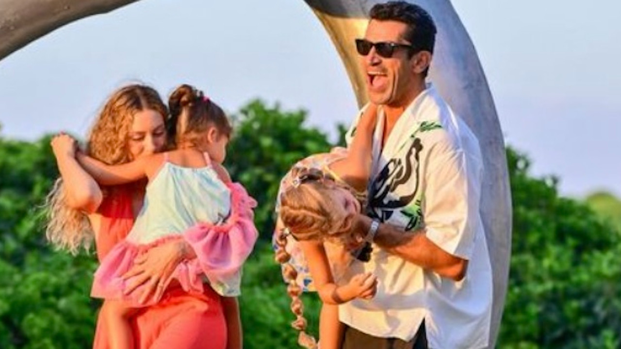 Sinem Kobal'dan 2025'e veda! İşte son karesi...