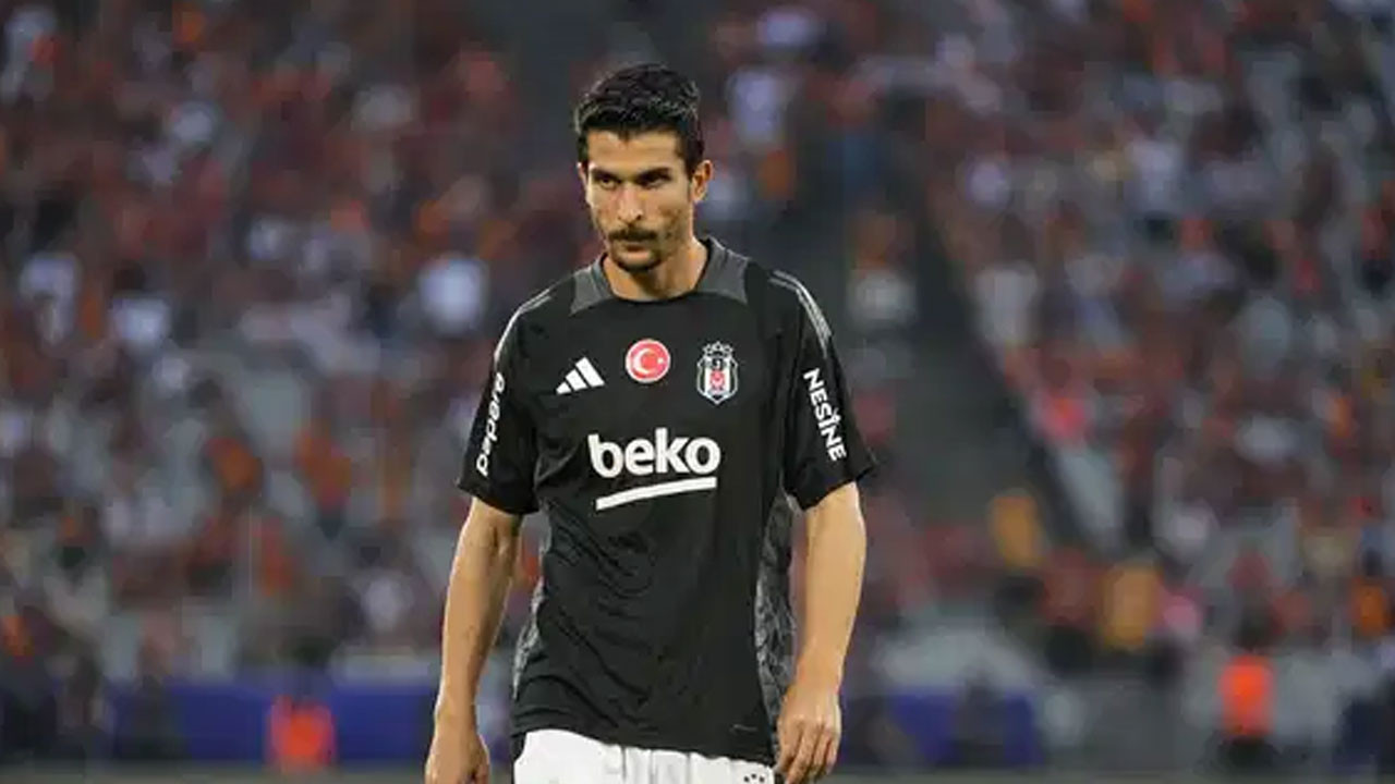 Necip Uysal sezon sonunda futbolu bırakacağını açıkladı!