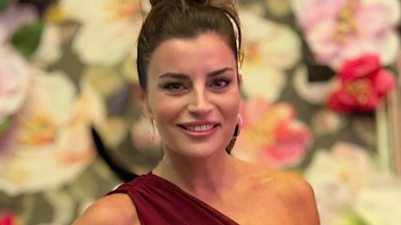 Kanserle mücadele eden Ece Vahapoğlu ameliyat masasına yattı