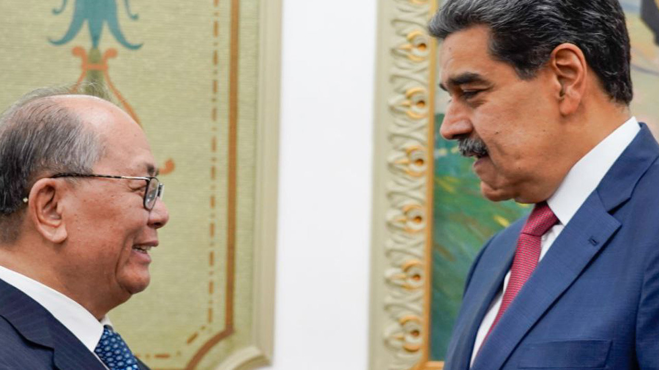 Venezuela Devlet Başkanı Maduro, son görüşmesini Çin heyeti ile yaptı