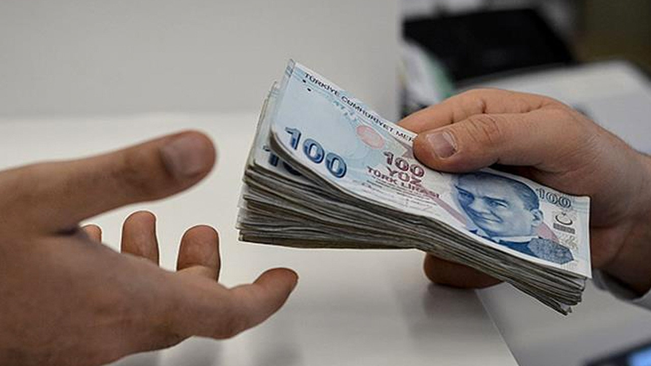 Memur-Sen'den seyyanen zam talebi!