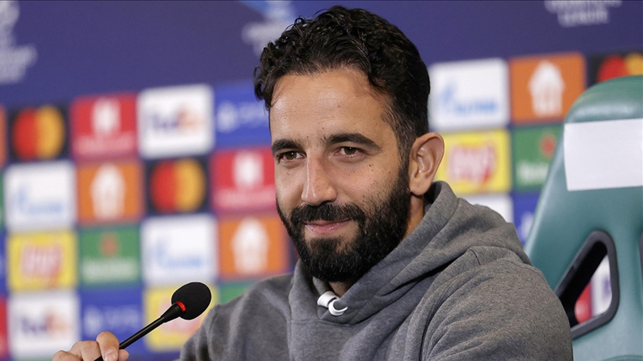 Manchester United Ruben Amorim ile yolları ayırdı