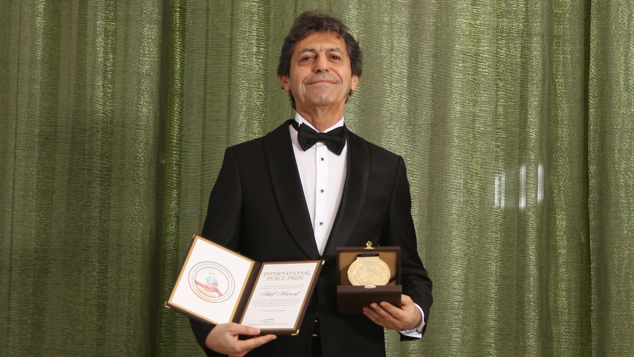 Yazar Akif Manaf 2025 Yılı International Peace Prize Ödülü’nü aldı