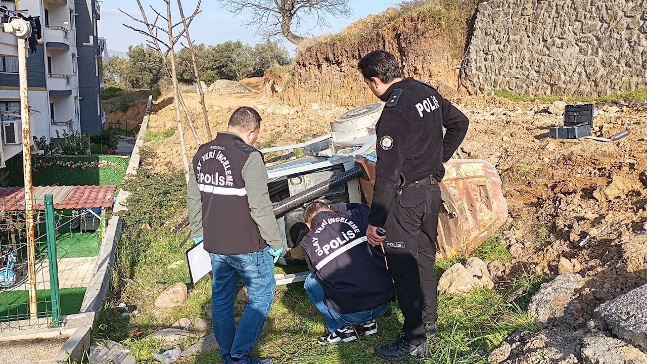 Kocaeli'de korkunç kaza! Devrilen forkliftin sürücüsü öldü