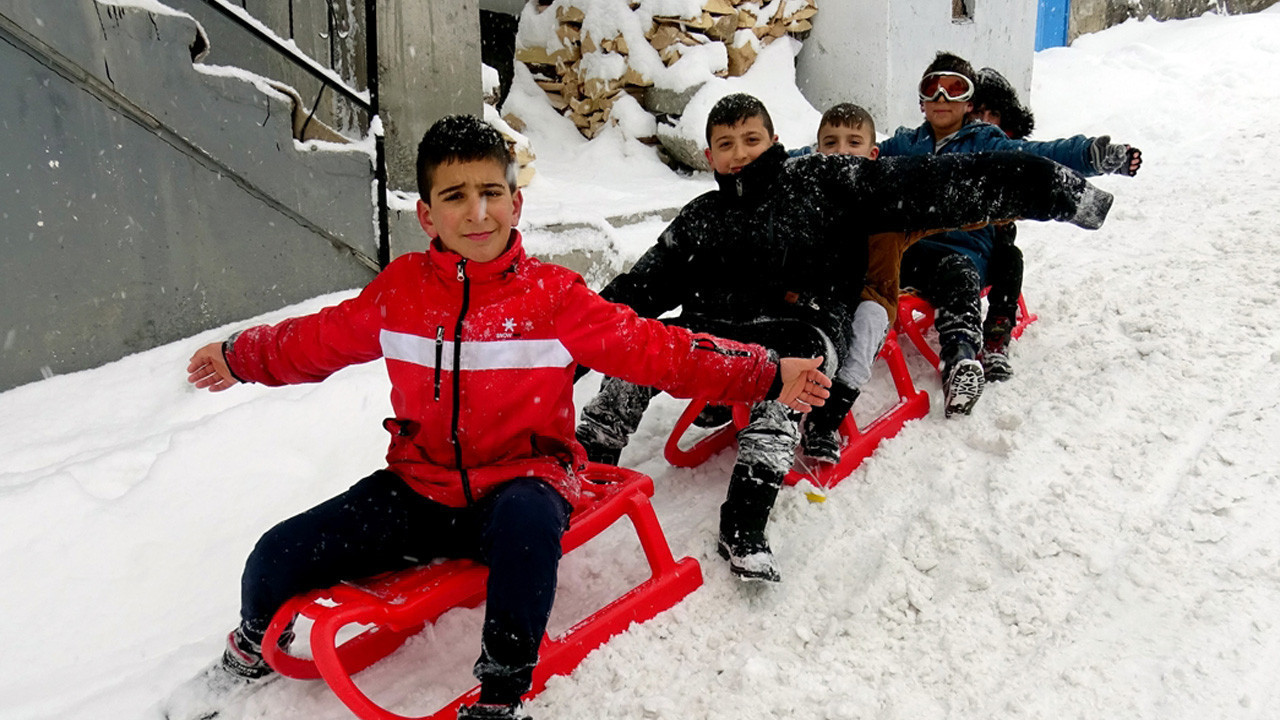 Bugünkü havaya aldanmayın! İstanbul'a kar geliyor,…