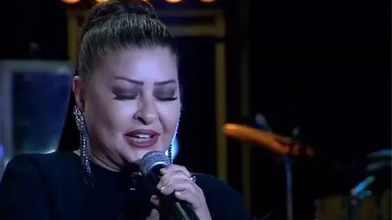 Şarkıcı Yeliz yıllar sonra pişmanlığını anlattı