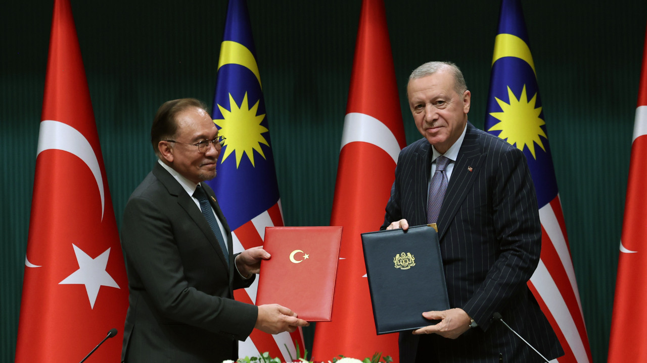 Cumhurbaşkanı Erdoğan: Malezya ile ticaret hedefimiz 10 milyar dolar