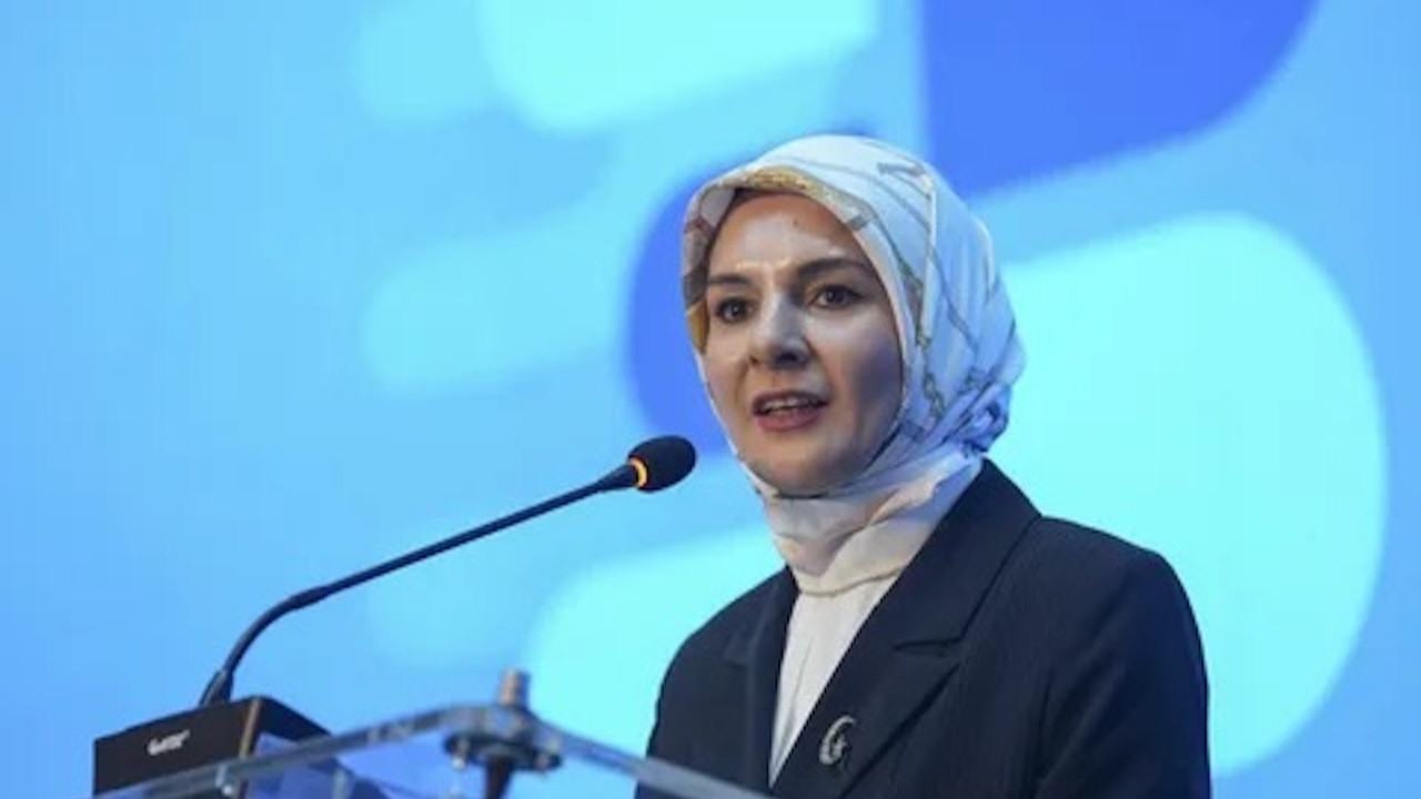 Bakan Göktaş'tan doğum izni açıklaması: "Bu paketle düzenleme gelmesini hedefliyoruz"