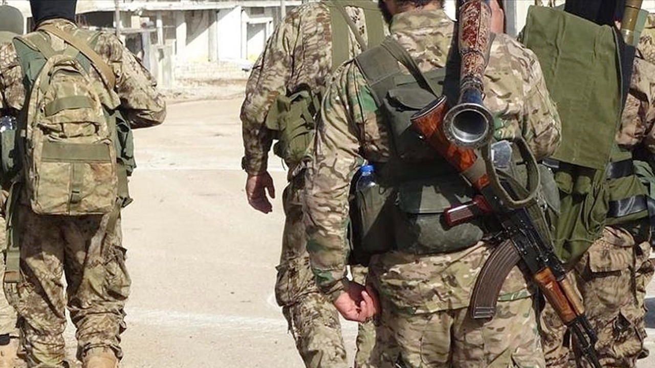 Halep'te Suriye ordus ile YPG arasında şiddetli çatışma iki mahalle kuşatıldı