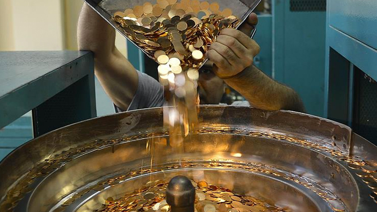 Geçen yıl 13 milyondan fazla altın basıldı! En çok basılan altın...