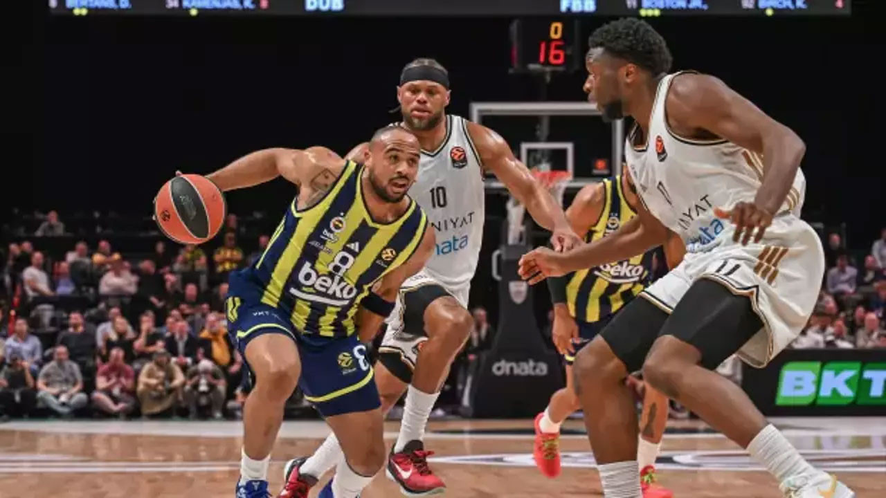 Fenerbahçe Beko, Dubai Basketbol'a 92-81 mağlup oldu