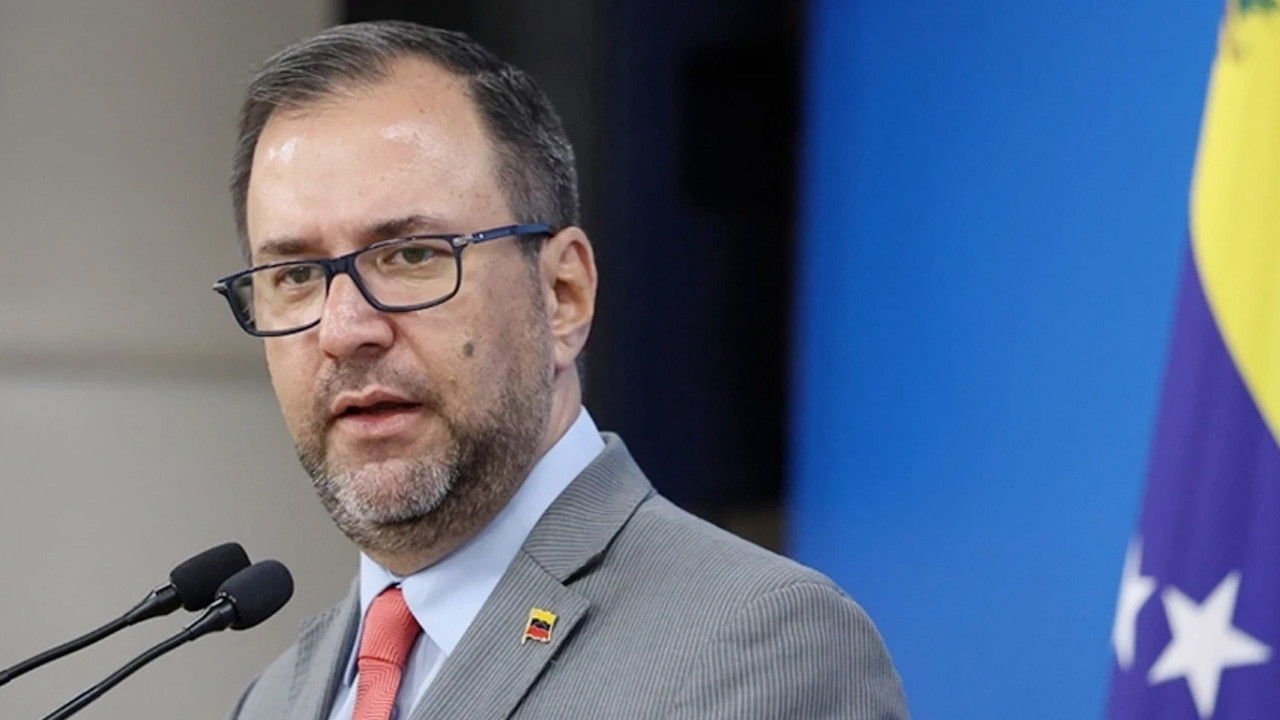 Venezuela Dışişleri Bakanı, ABD'nin askeri müdahale sürecinde Çin'i ülkesine desteği için takdir etti