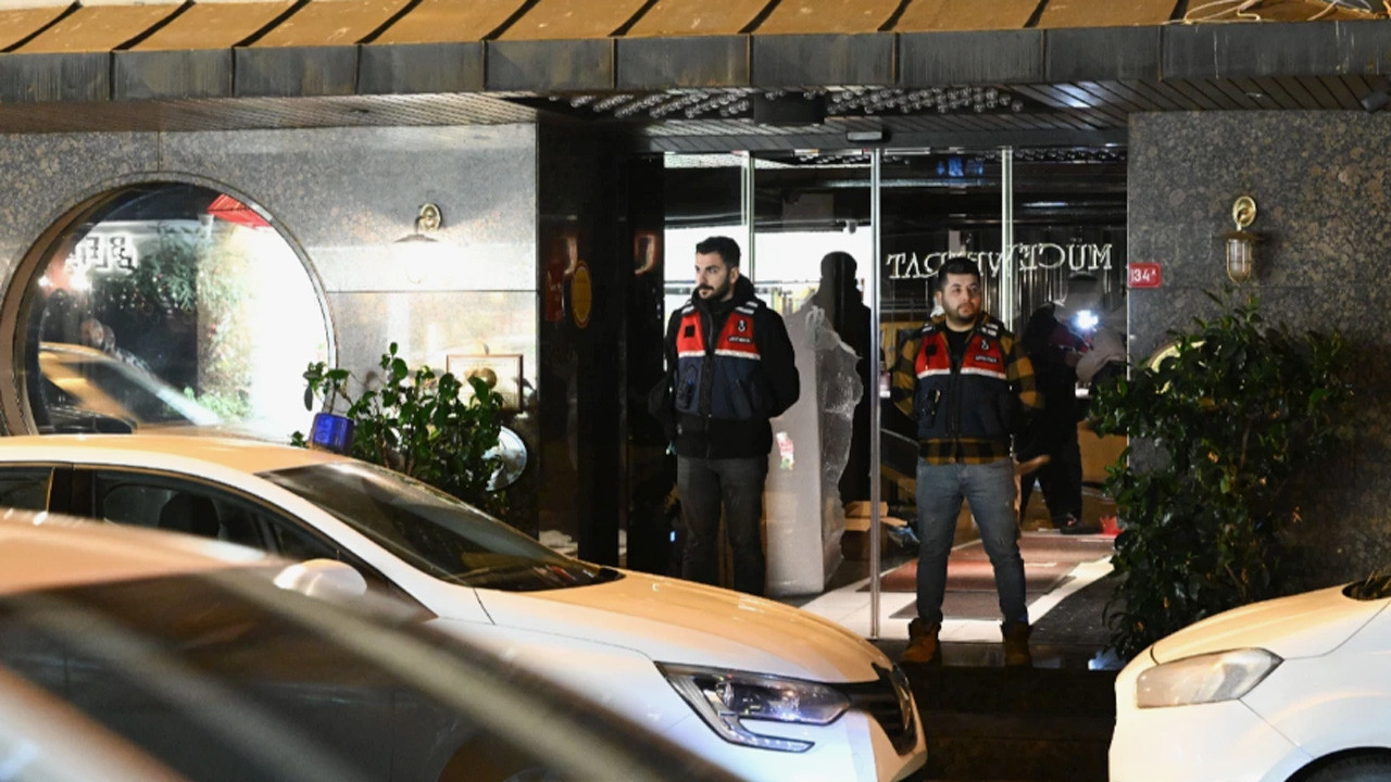 Baskının perde arkası aralandı! Ünlülerin sık gittiği mekanda gizli oda bulundu