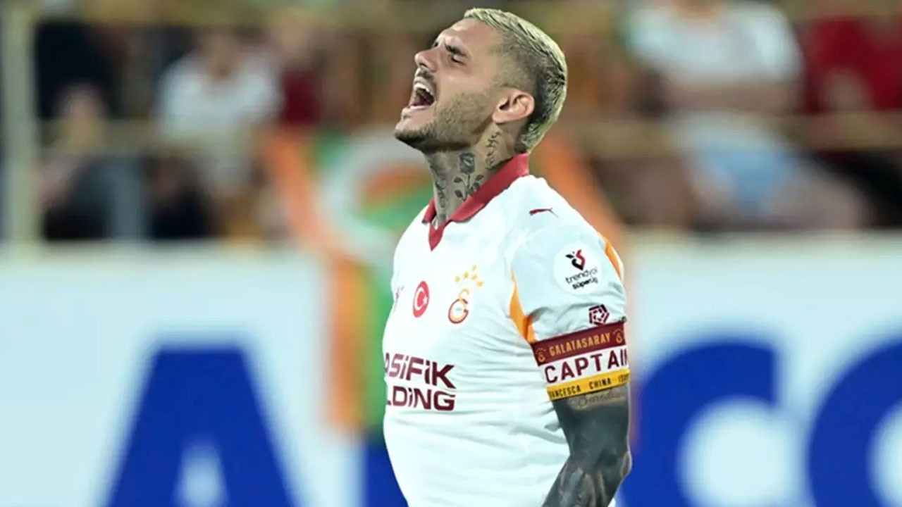 Mauro Icardi 2 dakikada iki tane penaltı kaçırdı