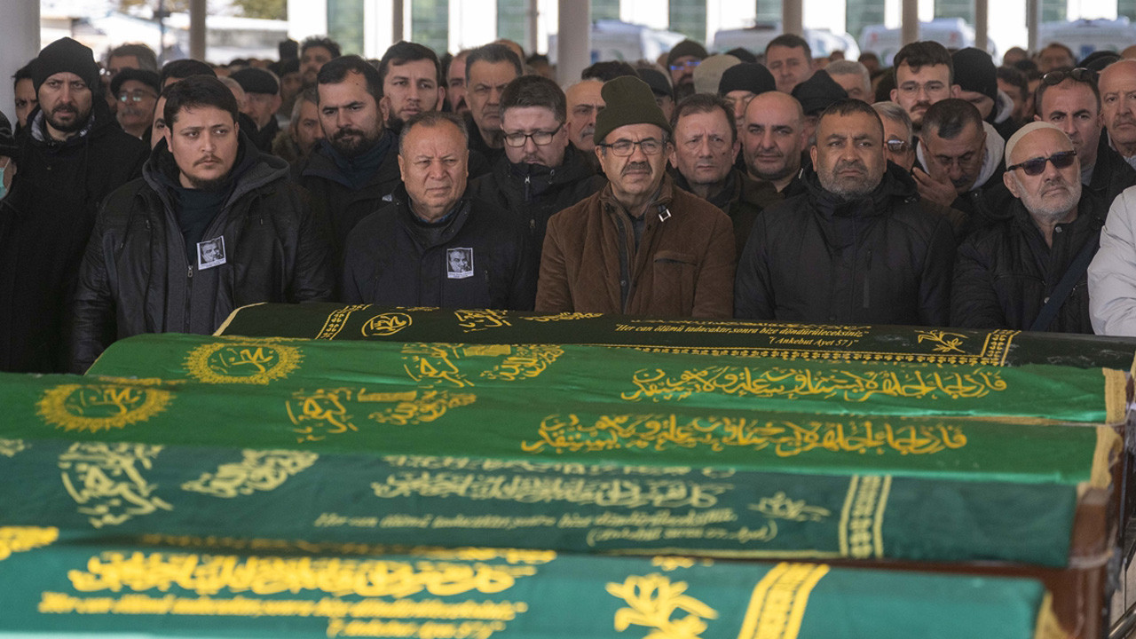 Tiyatro oyuncusu Koray Ergun, başkentte son yolculuğuna uğurlandı