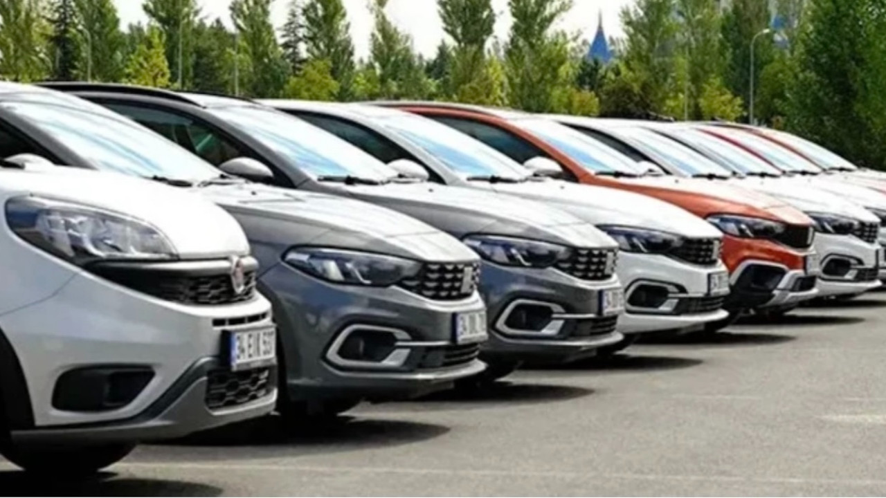 Otomatik viteslilere talep fazla ama... Türkiye'de satılan en ucuz otomatik vitesli araçlar hangileri?