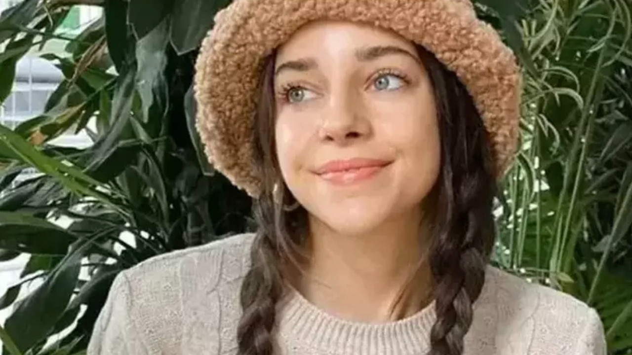 Elvin Levinler'den görülmemiş masaj yöntemi! Ağzının içine yaptırdı...