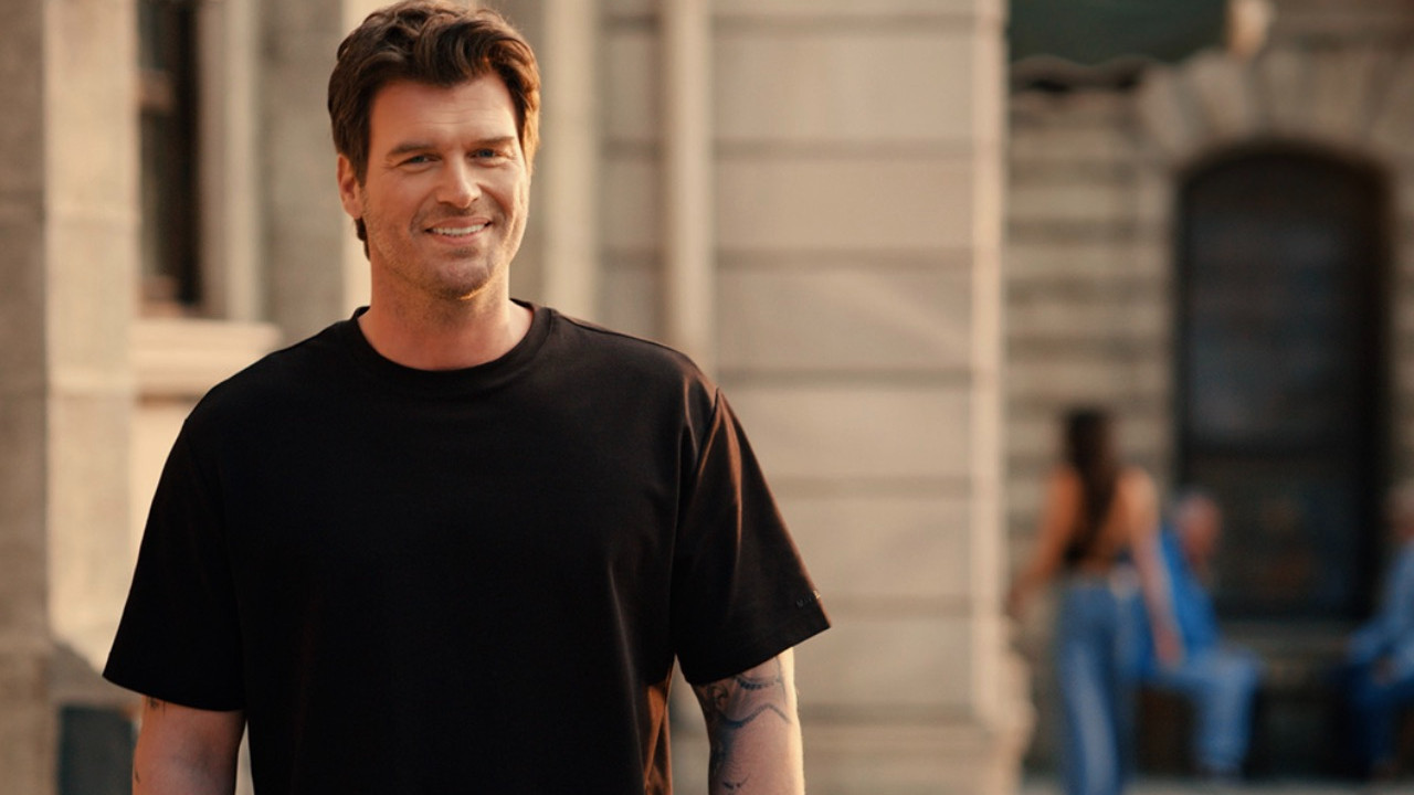 Yeniden TV dizisinde yer alacak! Kıvanç Tatlıtuğ açıkladı...