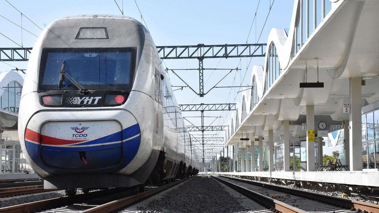 Hızlı tren kaç lira oldu? Zam geldi Ankara İstanbul Sivas Konya YHT bilet fiyatları