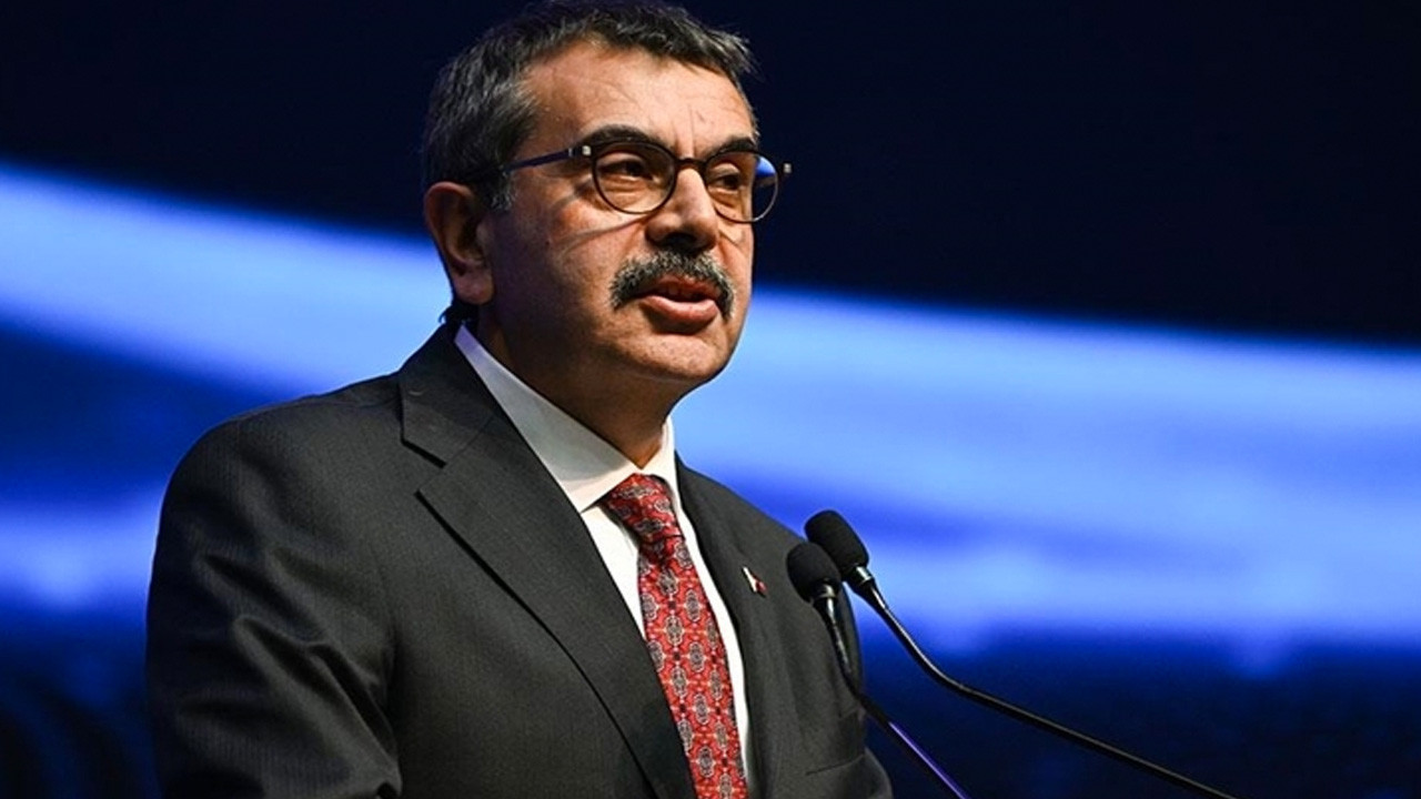 Ara tatiller kalkıyor mu? Bakan Yusuf Tekin'den açıklama