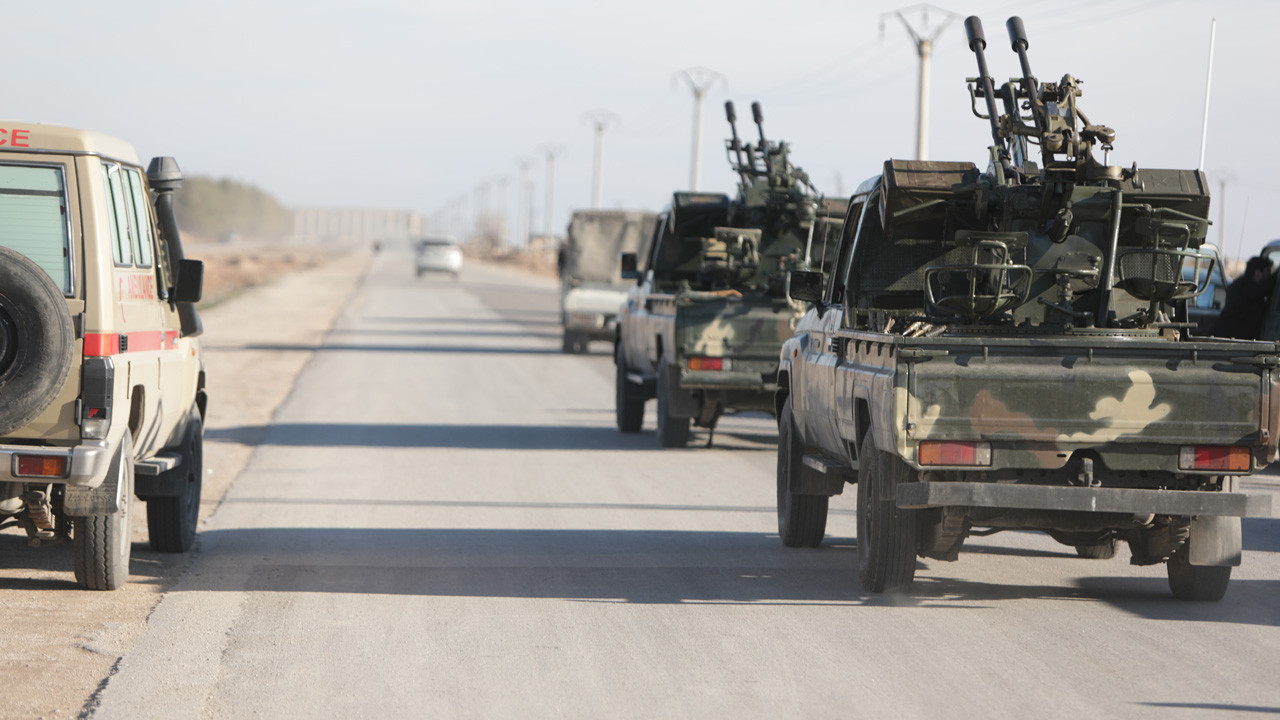 YPG'nin Fırat'ın batısından çekilme takvimi belli oldu sivillerden sevinç gösterileri