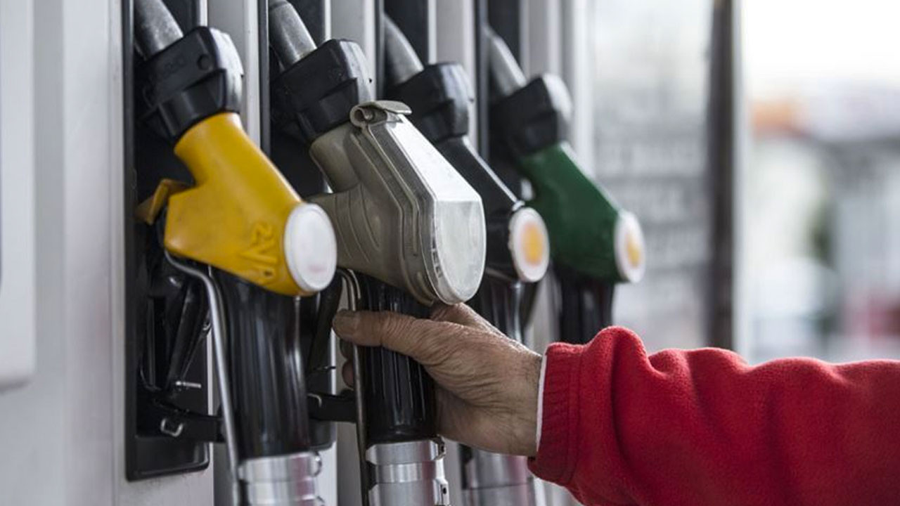 Depoları ucuza doldurmak için acele edin! Yeni zam kapıda, akaryakıtın litresi değişiyor