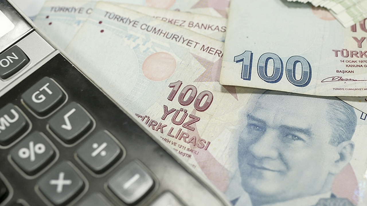 Kulislerden sızdı! Emekli bayram ikramiyesi hesaplara ne kadar yatacak?