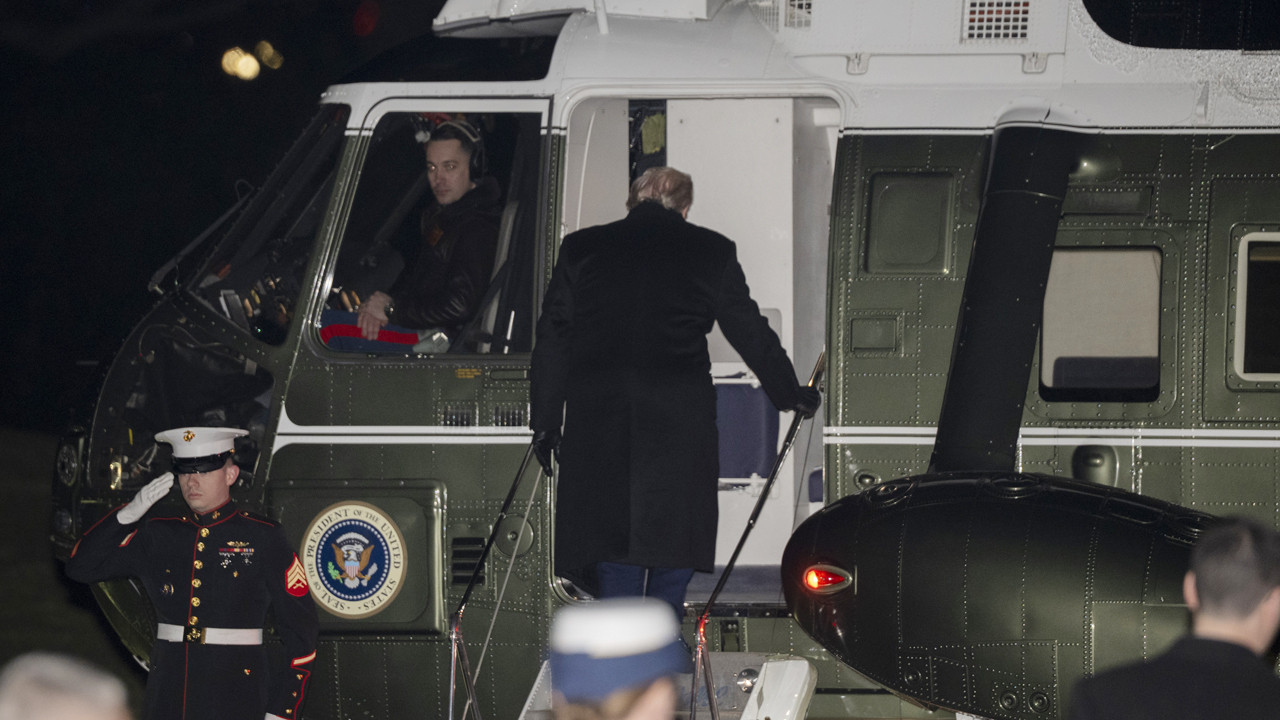 Trump'ın uçağı arıza nedeniyle Washington'a geri döndü