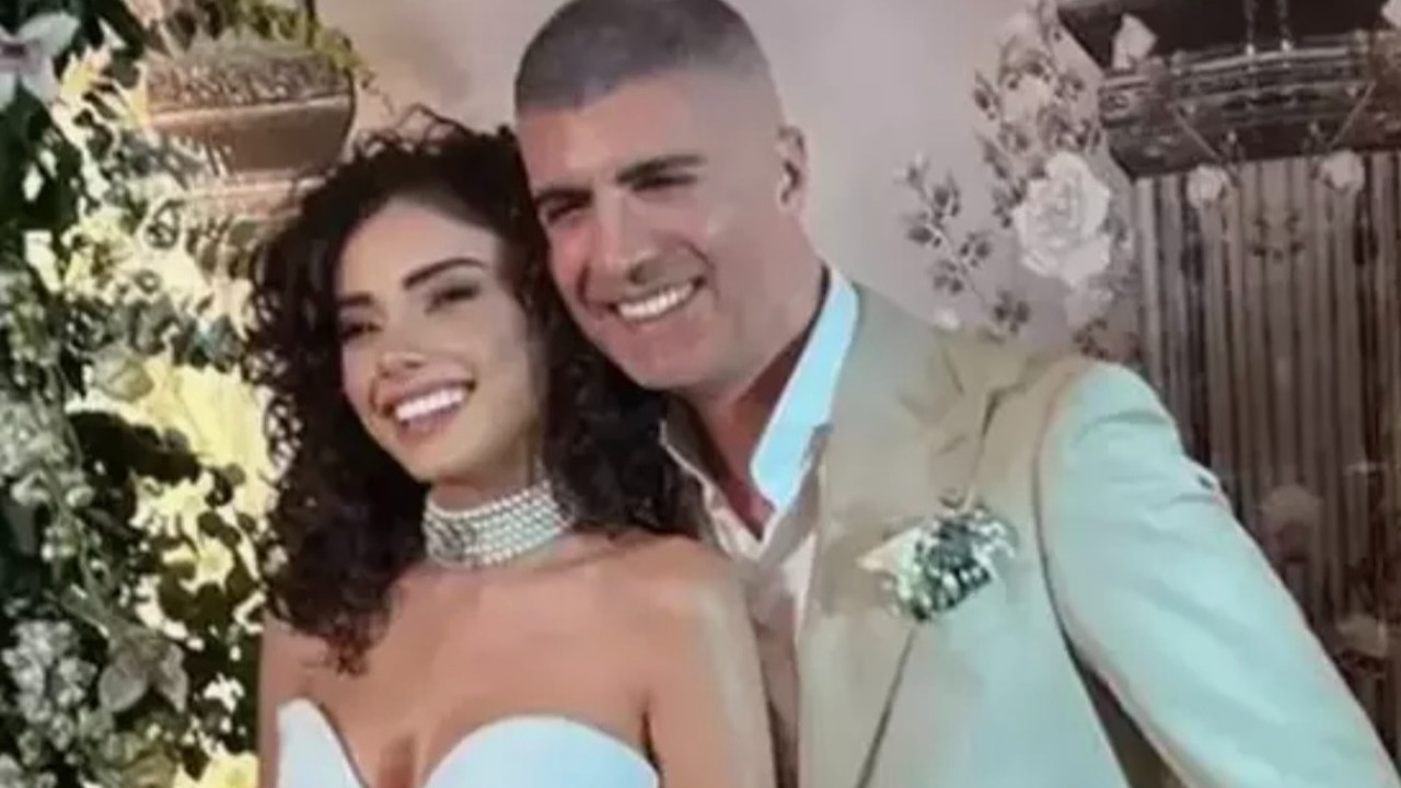 Özcan Deniz ve Samar Dadgar'dan aşk paylaşımı! 3. yıllarını kutladılar...