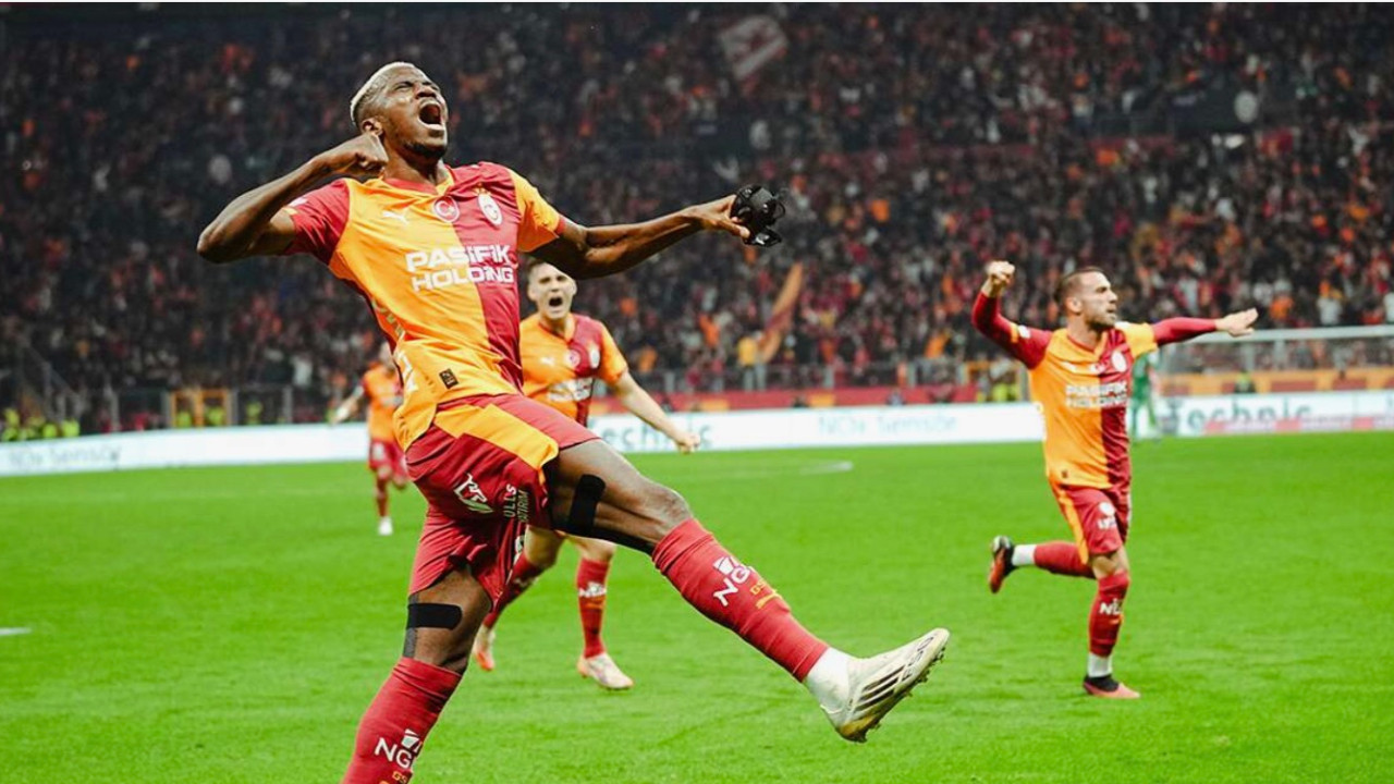 Osimhen gururlandırdı! Afrika Uluslar Kupası'nın en iyi 11'i oldu