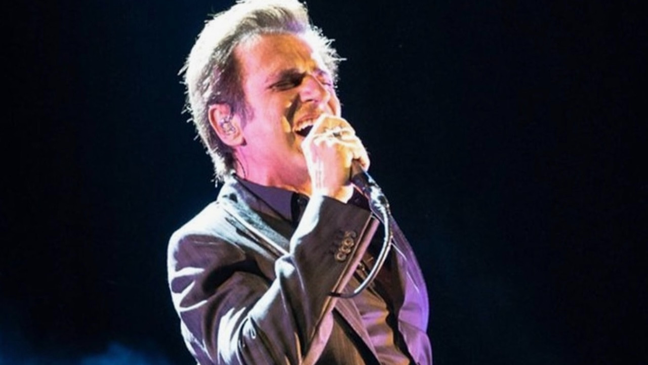 Şarkıcı Teoman'ın annesi hakkında yıllar sonra itiraf! Meğer yıllarca utanmış