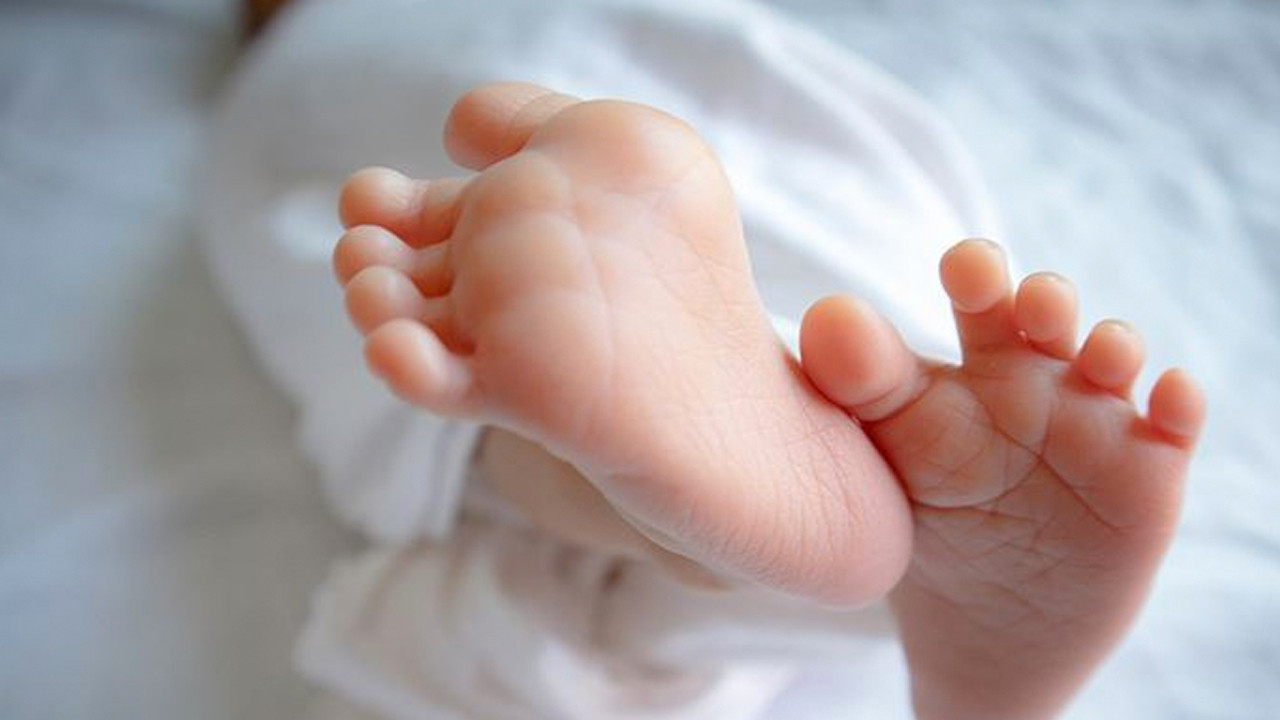 Hastanede bebeğe şiddet iddiası! O hemşire hakkında flaş karar