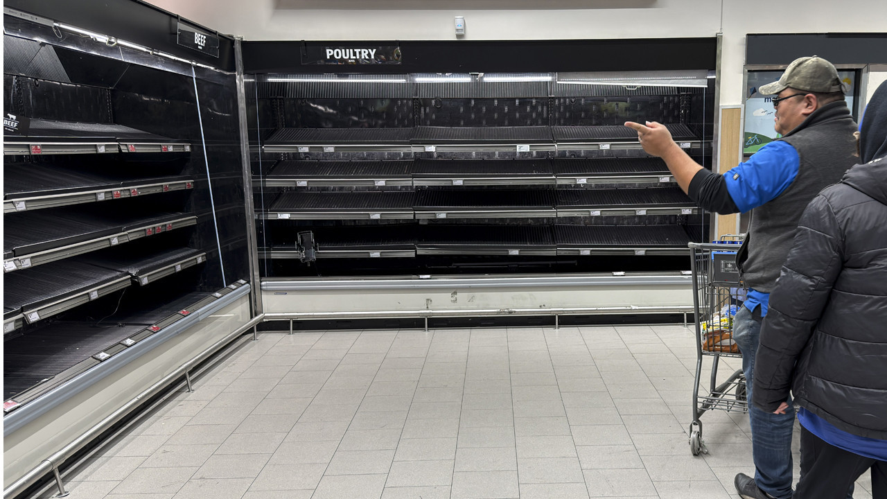 "Tarihi nitelikte" diyerek duyurdular! Herkes marketlere koştu raflar boşaldı