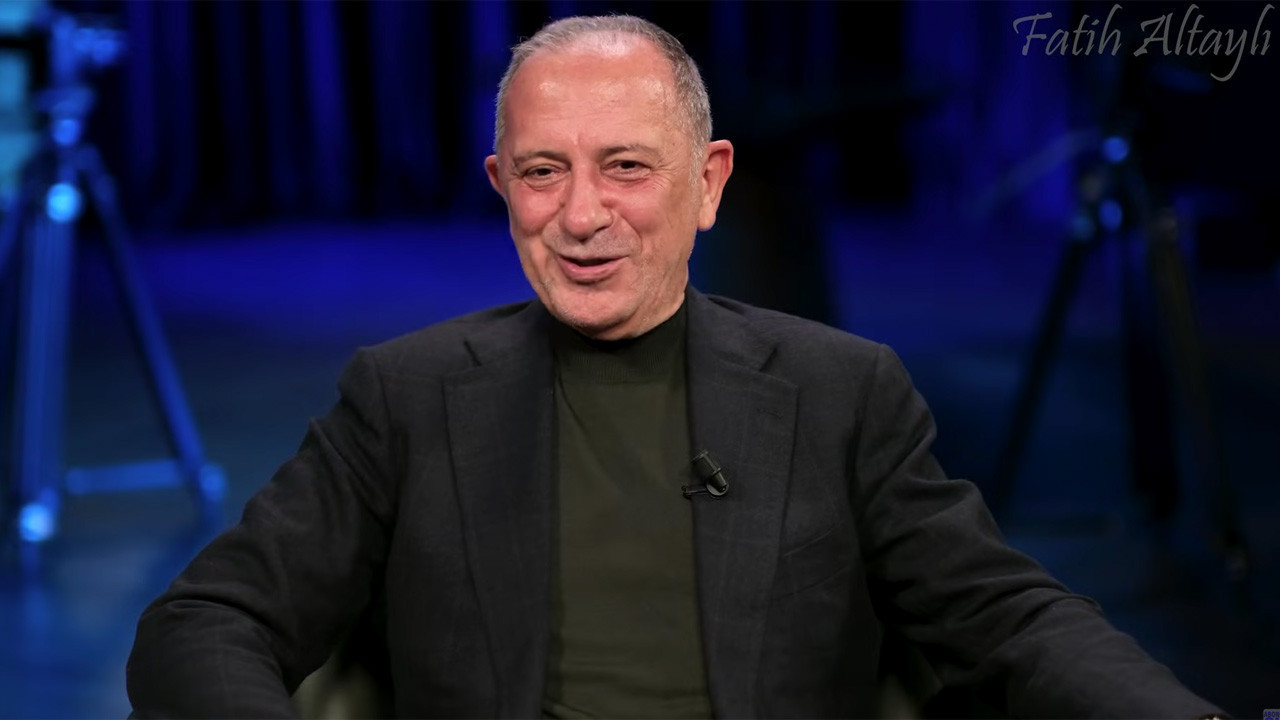 Fatih Altaylı'nın ilk Youtube yayını! Gece yarısı esrarengiz ziyaretçi anısı eğlenceli