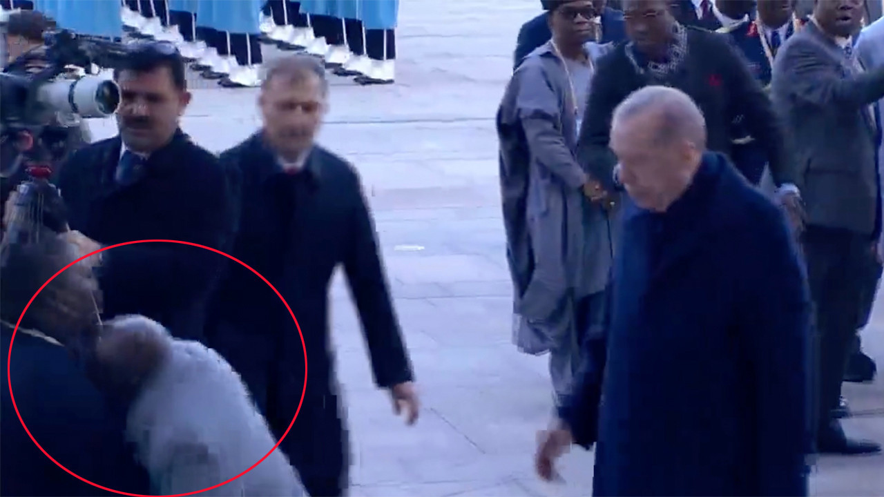 Nijerya Cumhurbaşkanı Beştepe'de çok kötü düştü! Erdoğan o anlarda...