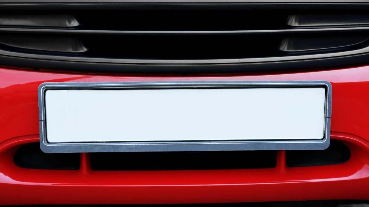 Araç sahipleri dikkat! Yeni plaka dönemi başlıyor, ödeme de değişti