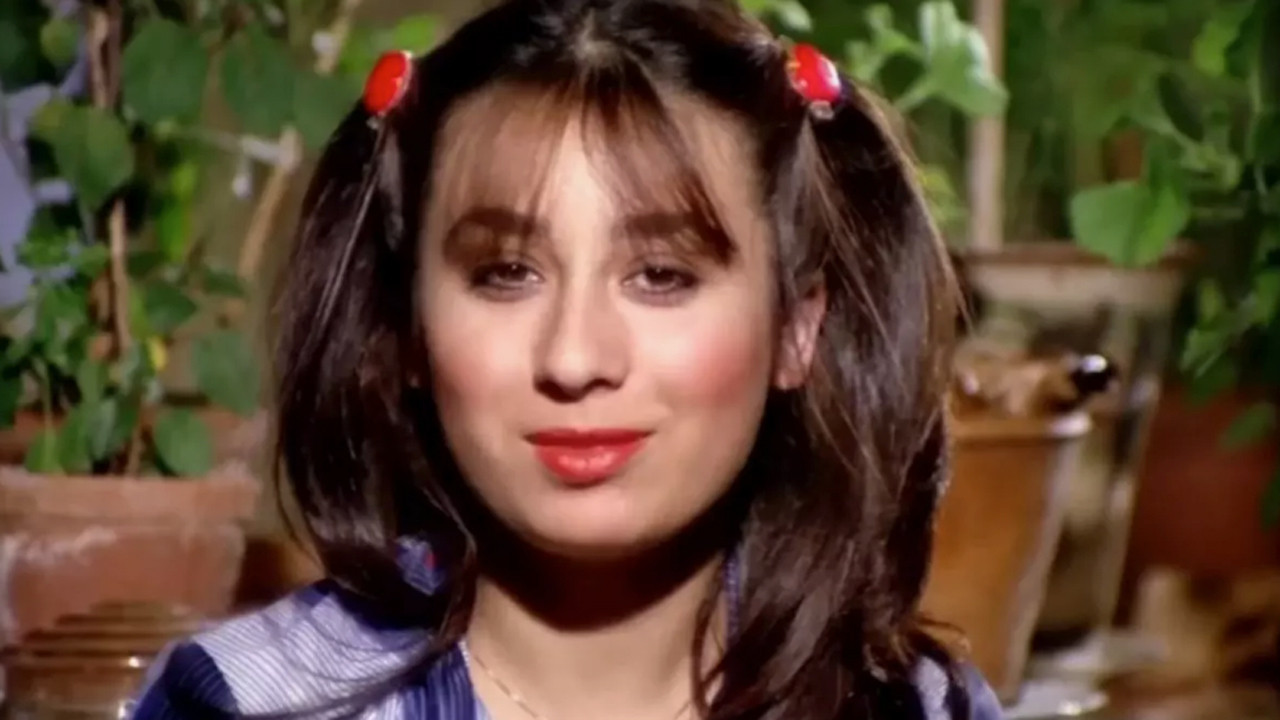 Şöhret geride kaldı! Yeşilçam'ın efsane ismi Saadet Gürses'ten yürek burkan feryat: ''Borç batağındayım...''