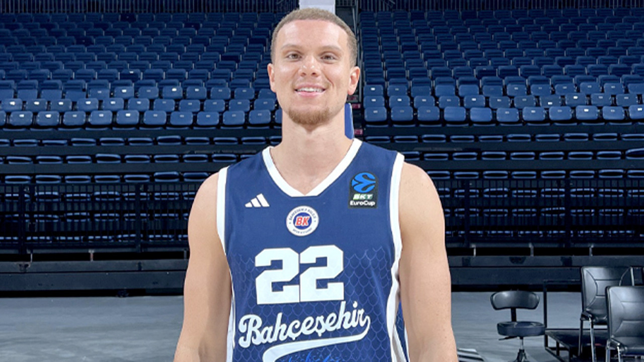 Bahçeşehir Koleji basketbolcusu Malachi Flynn Türk vatandaşı oldu