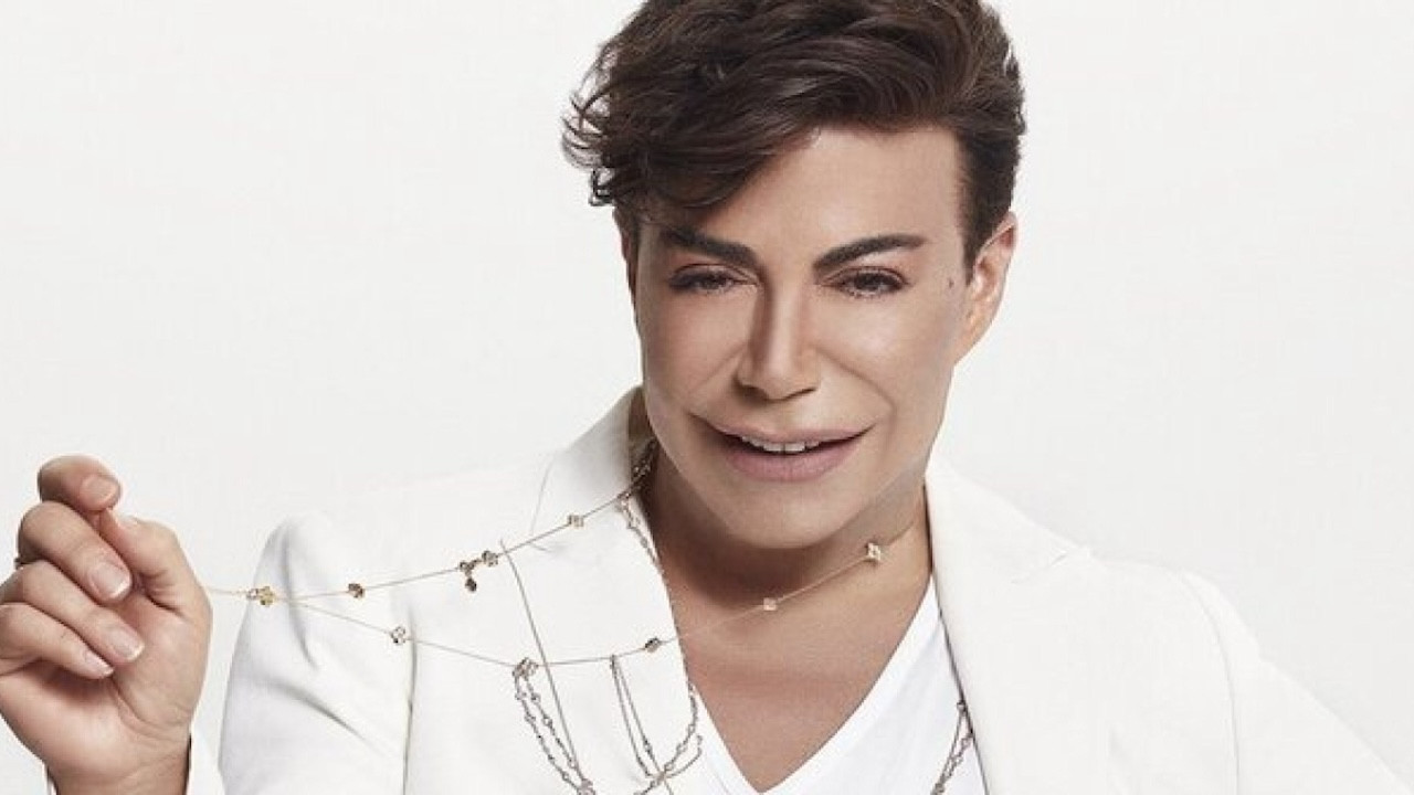 Fatih Ürek'in vefatını muhabirlerden öğrendi! Şarkıcı Sıla neye uğradığını şaşırdı...