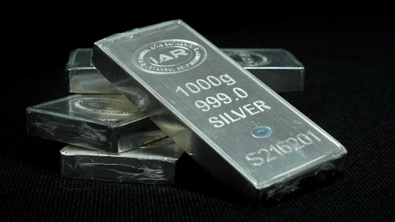 Gümüşte tarihi zirve sonrası tarihi çöküş! Böylesi ilk kez oluyor