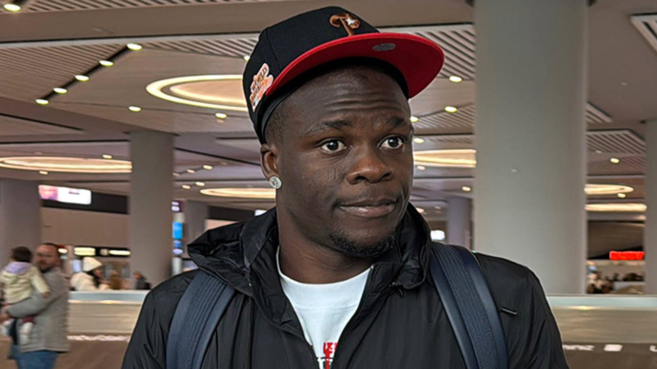 Beşiktaş, Junior Olaitan'la 1 yılı opsiyonlu 4,5 yıllık sözleşme imzaladı