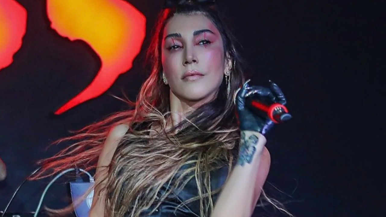 Hande Yener'den meme kanseri itirafı! "10 yıl yaşatırız deyince..."
