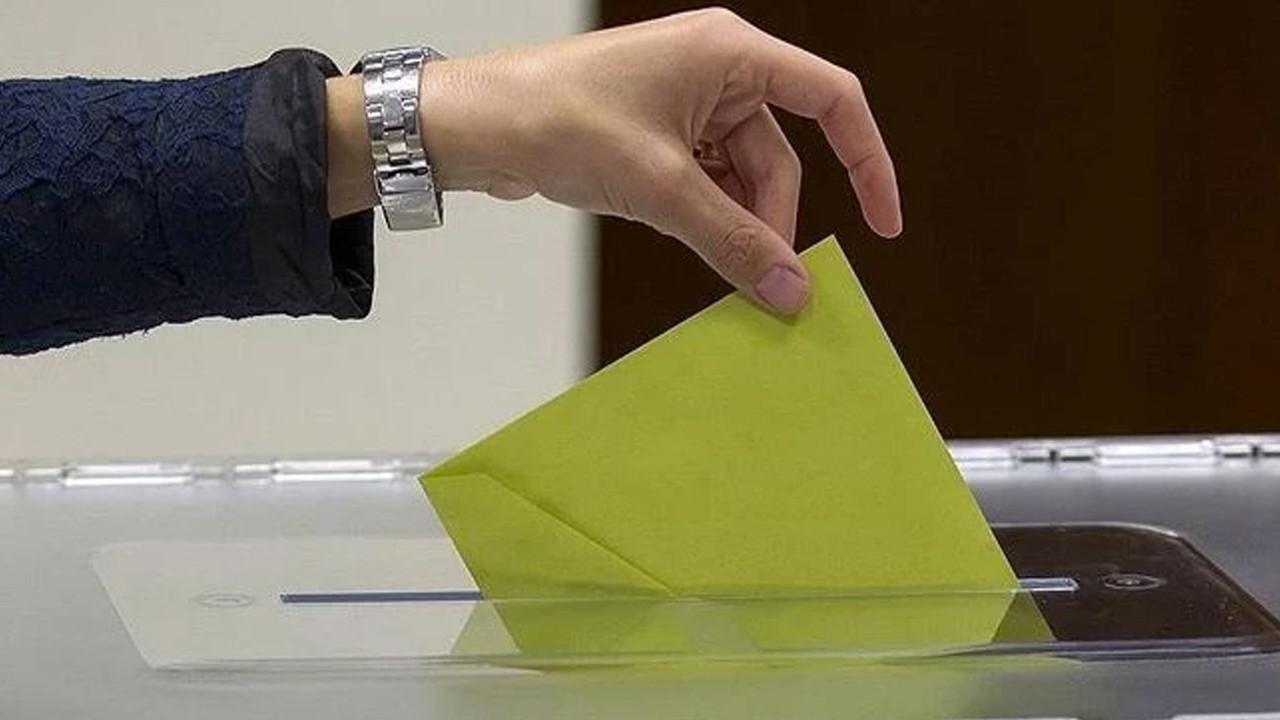 Son anket ortaya çıktı! "Bugün seçim olsa kime oy verirsiniz" diye soruldu, çarpıcı sonuç