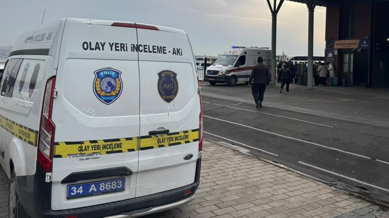 İstanbul'da denizde ceset şoku